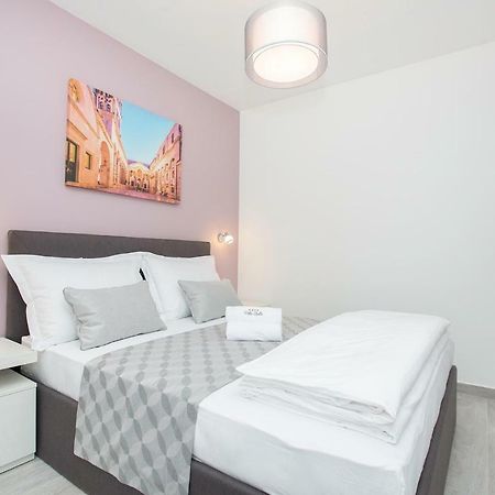 Villa Apartments Art Trogir Eksteriør bilde