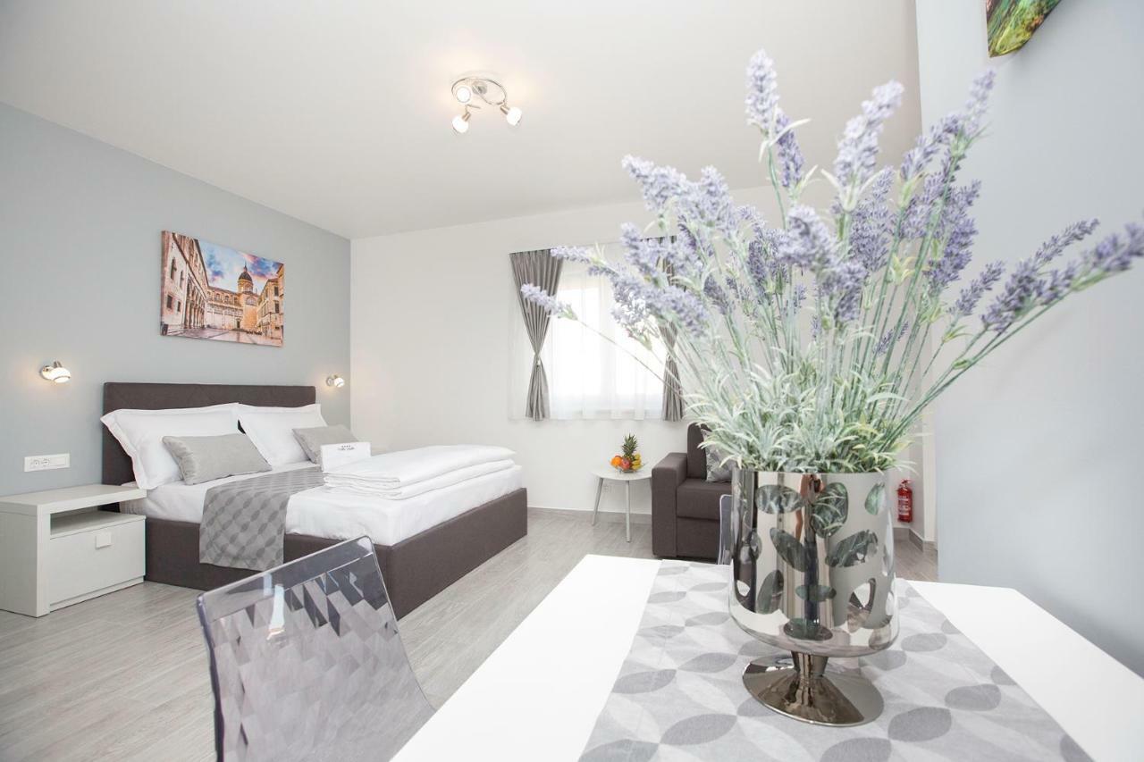Villa Apartments Art Trogir Eksteriør bilde