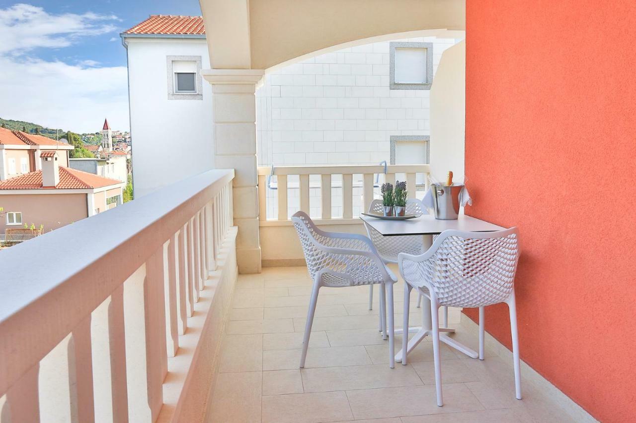 Villa Apartments Art Trogir Eksteriør bilde