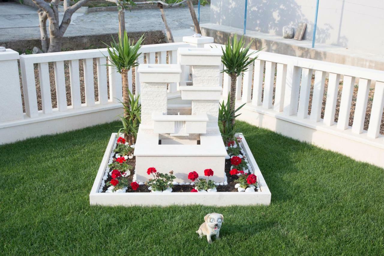 Villa Apartments Art Trogir Eksteriør bilde