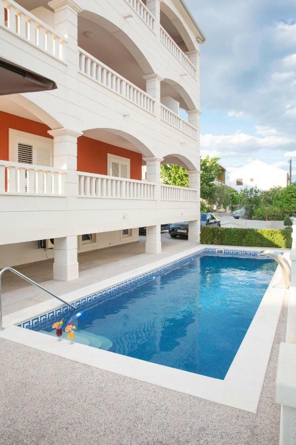Villa Apartments Art Trogir Eksteriør bilde